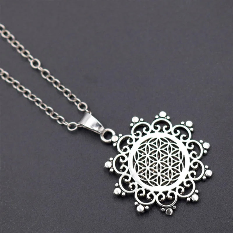 Flower of Life Charms Mandala Charms Mercaba Life Spirit Digital Secret Charm Fashion Sports Yoga Charms DIY Metal Necklace 1Pcs